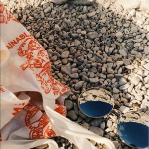 Meet your Posher, Loretta